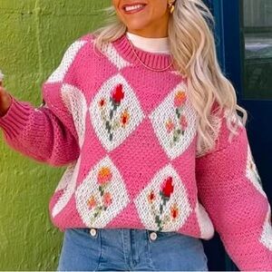 Women’s Vintage Style Floral Sweater